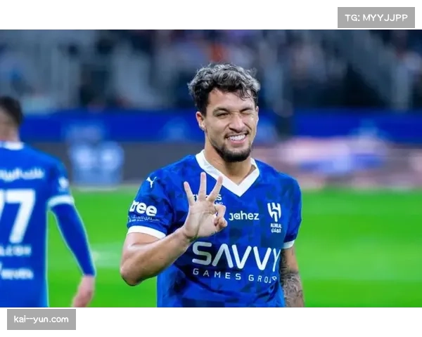 莱昂纳多建功助利雅得新月暂居上风，沙特联赛半场1-0领先青年人